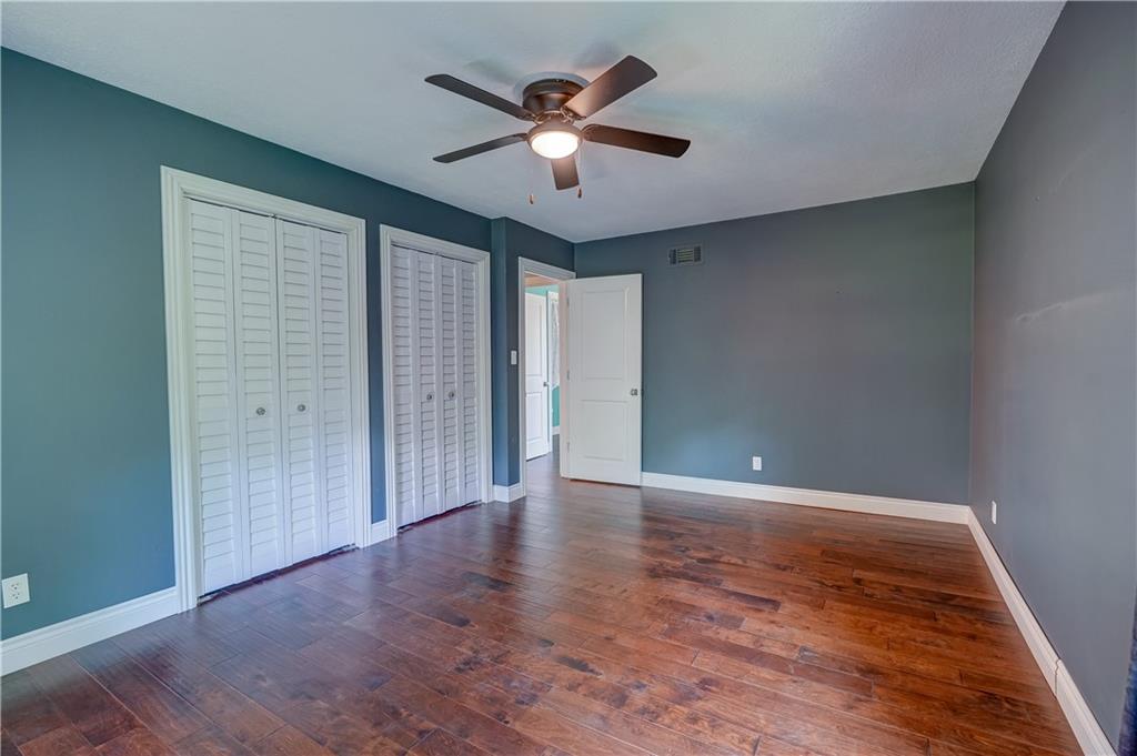 6830 NW Prairie View Road