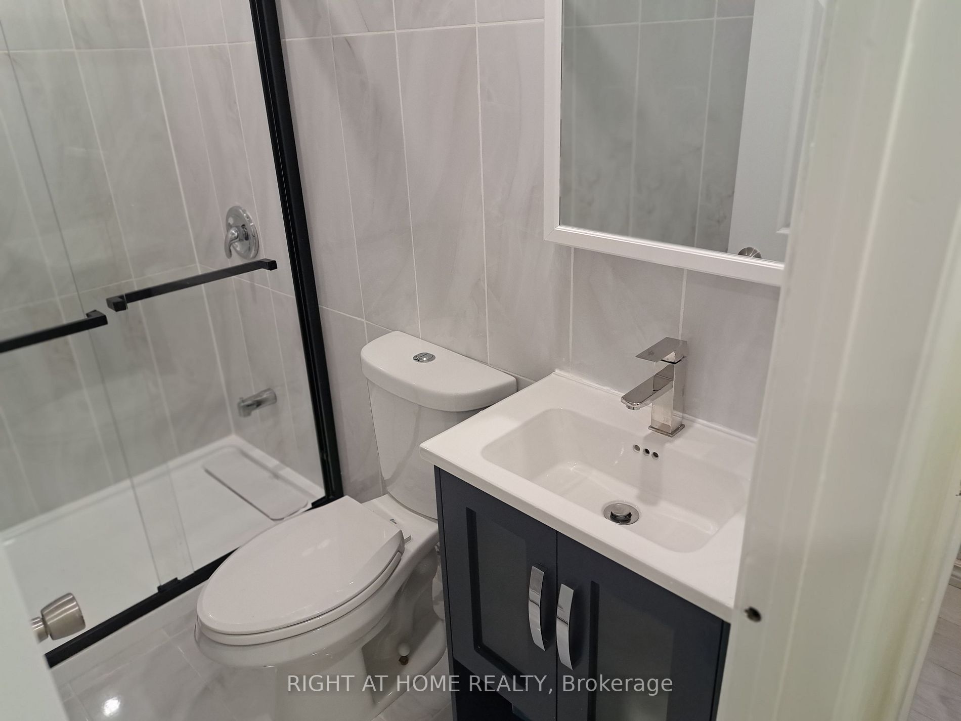 9 Rosset Cres 9