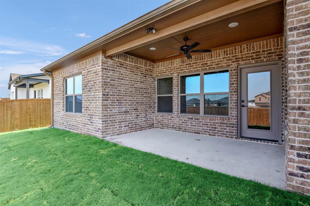 1808 Aleia Cove