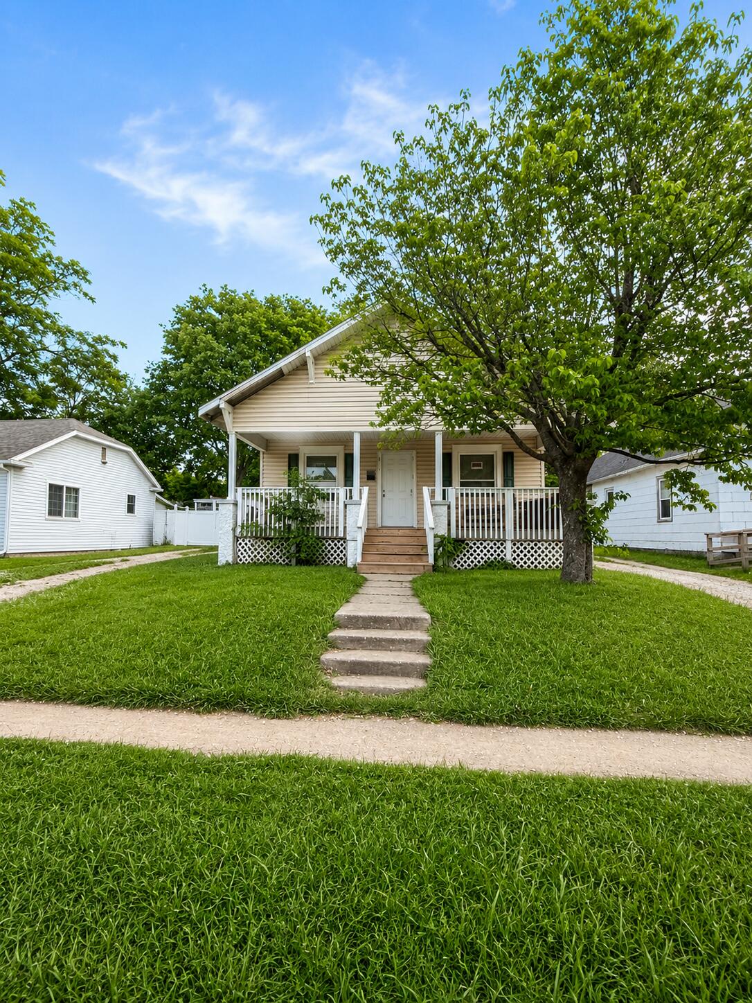 1715 N National Avenue