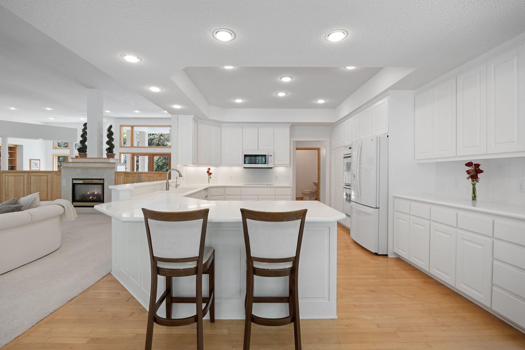 1650 N Farm Road