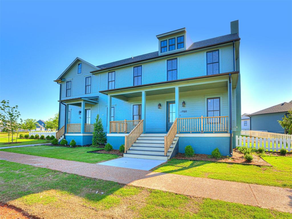 Spacious Duplex in Selah – 1,788 Sq Ft – 3 Bed, 2.5 Bath with 2-Car Garage Welcome to 29612 Memory Lane in the sought-after Selah community. This spacious duplex offers 1,788 sq ft, featuring 3 bedrooms, 2.5 bathrooms, and an attached two-car garage. The main floor includes an open living area, kitchen with a large walk-in pantry, and a stylish half bath—perfect for guests. Upstairs, you'll find a thoughtfully designed layout with a private master suite and en-suite bathroom, two additional bedrooms, a full hall bath, and a conveniently located laundry area. Enjoy all that Selah has to offer just steps from your door—including Pryor’s Pizza Kitchen and Sip’s at Selah for your morning coffee or evening meal. This is a great opportunity for an occupant looking for quality and convenience in a thriving community.