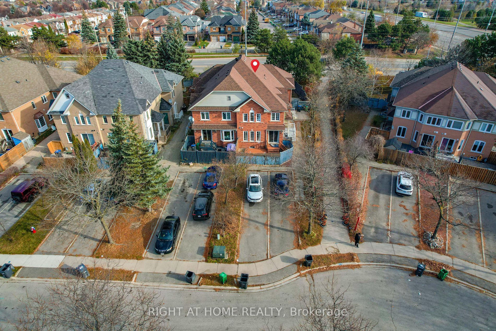 27 Quail Feather Cres