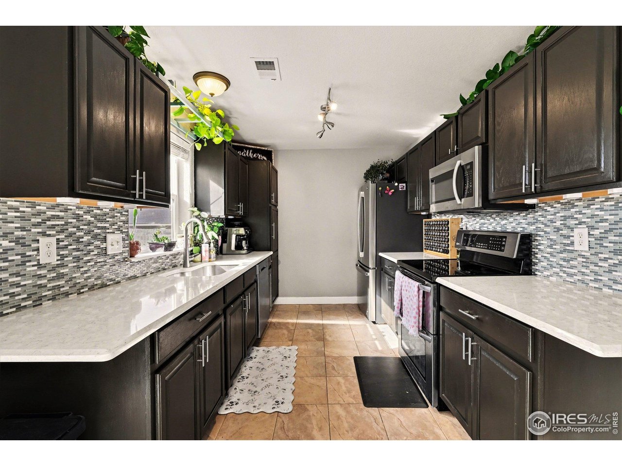 802 Waterglen Dr O64