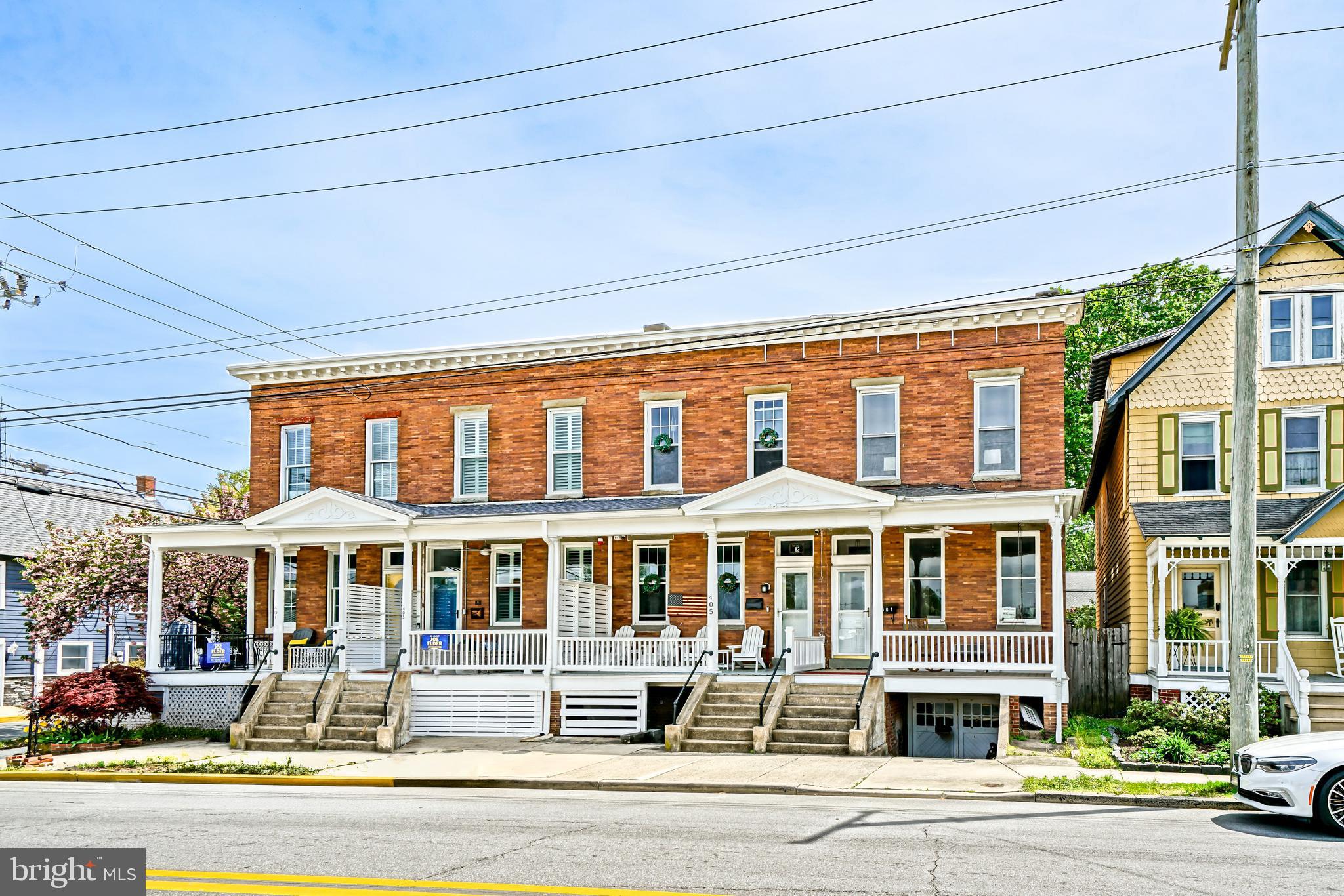 407 Savannah Rd  