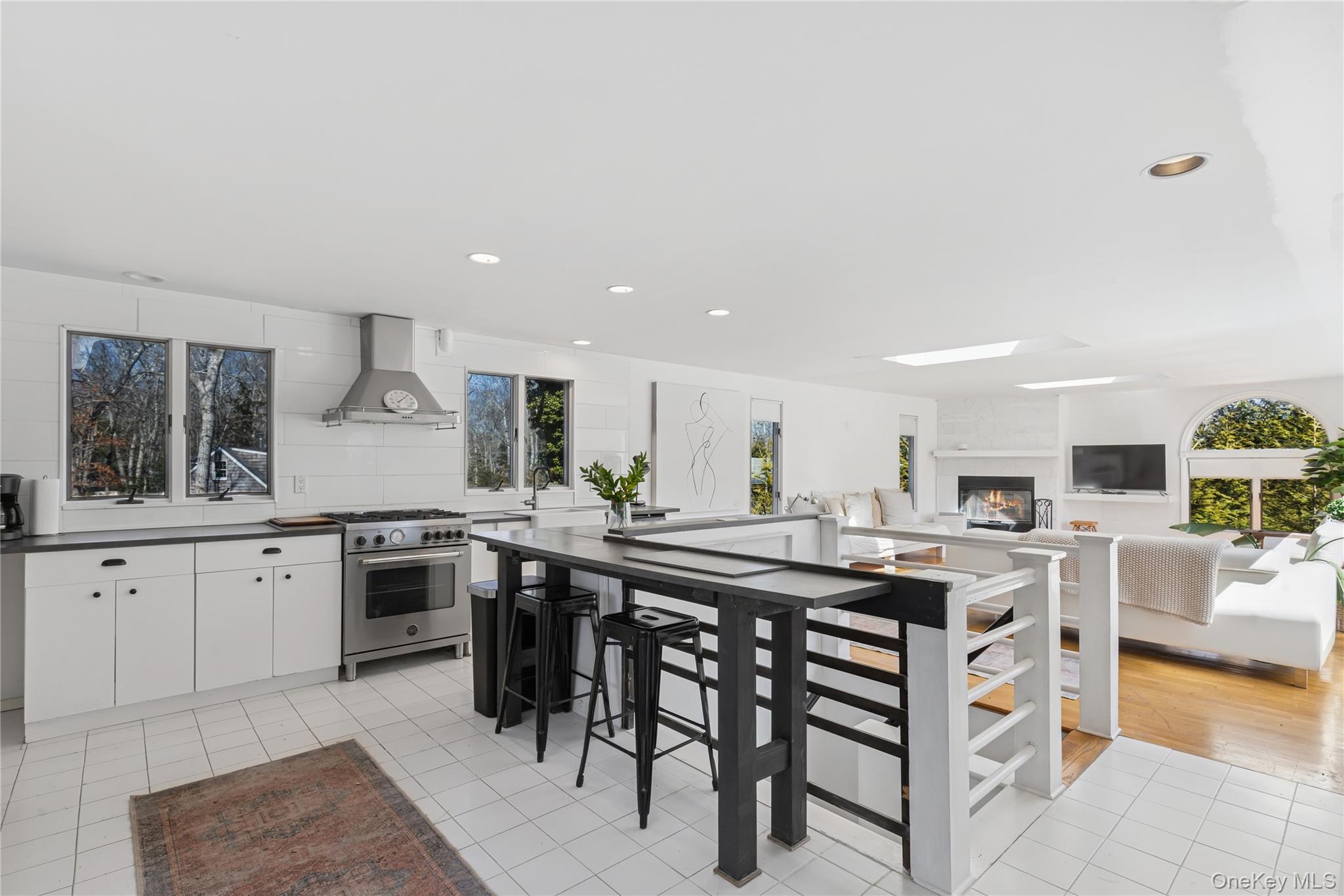 997 Springs Fireplace Road
