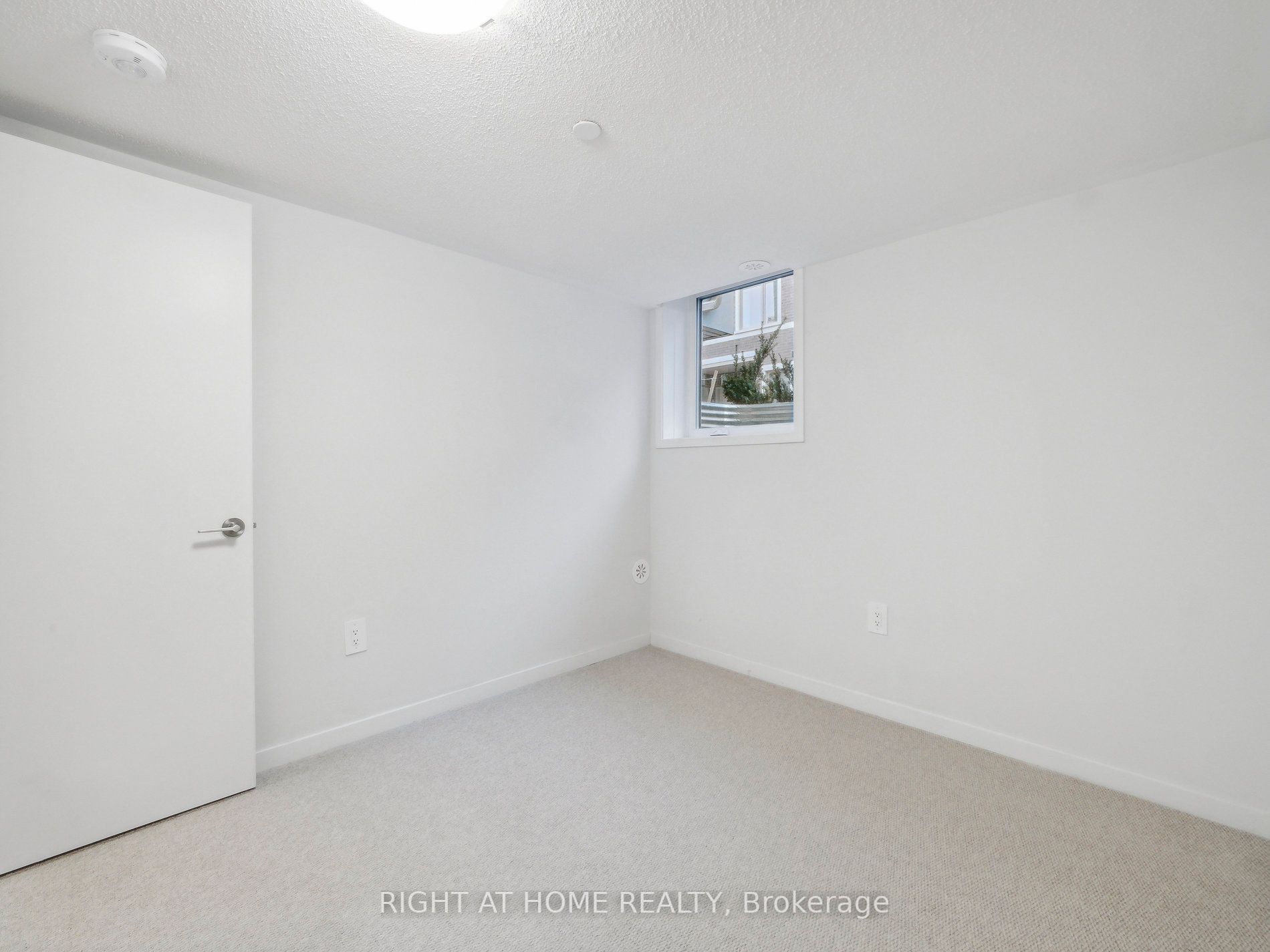 39 Honeycrisp Cres 105
