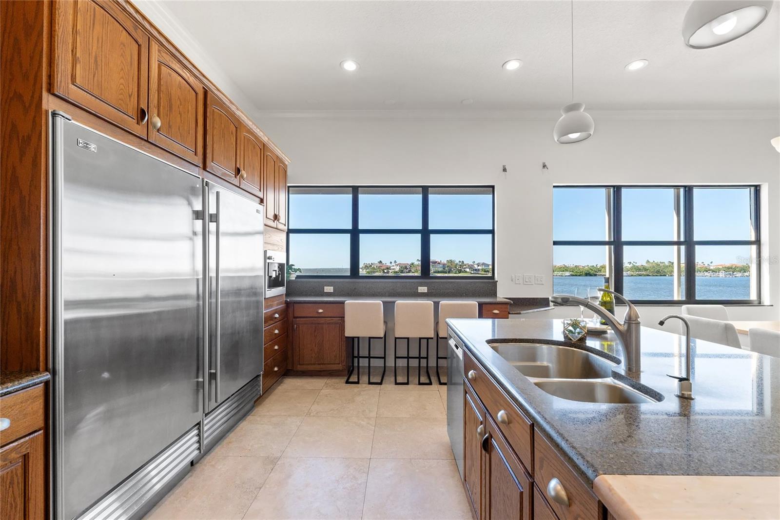 903 Symphony Beach Lane