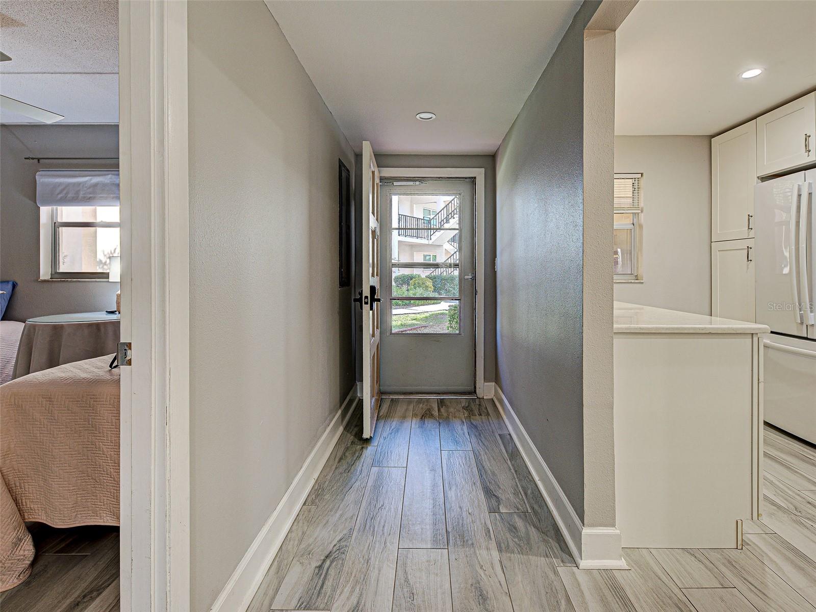 260 Santa Maria Street 109