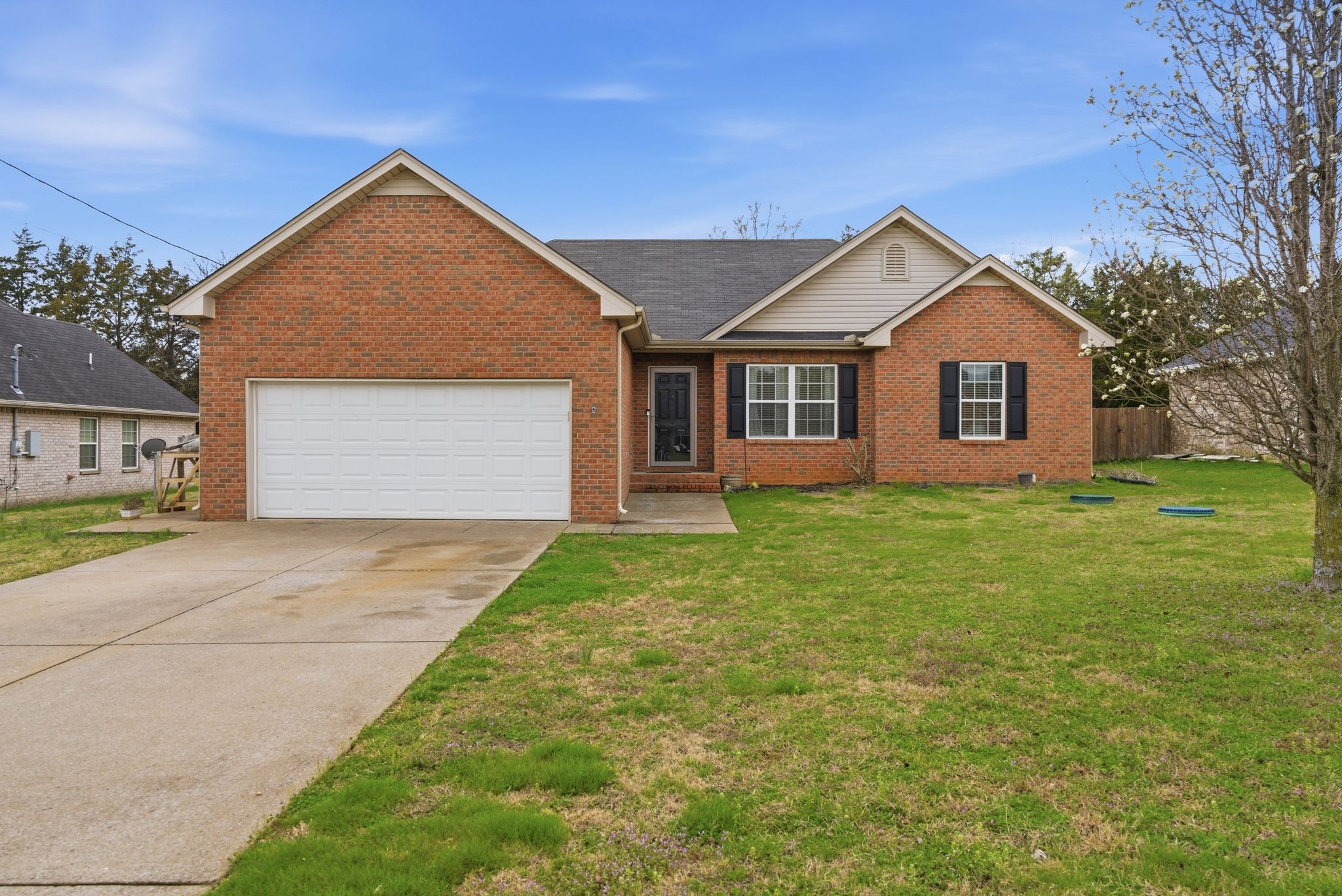 2045 Barretts Ridge Dr — sold