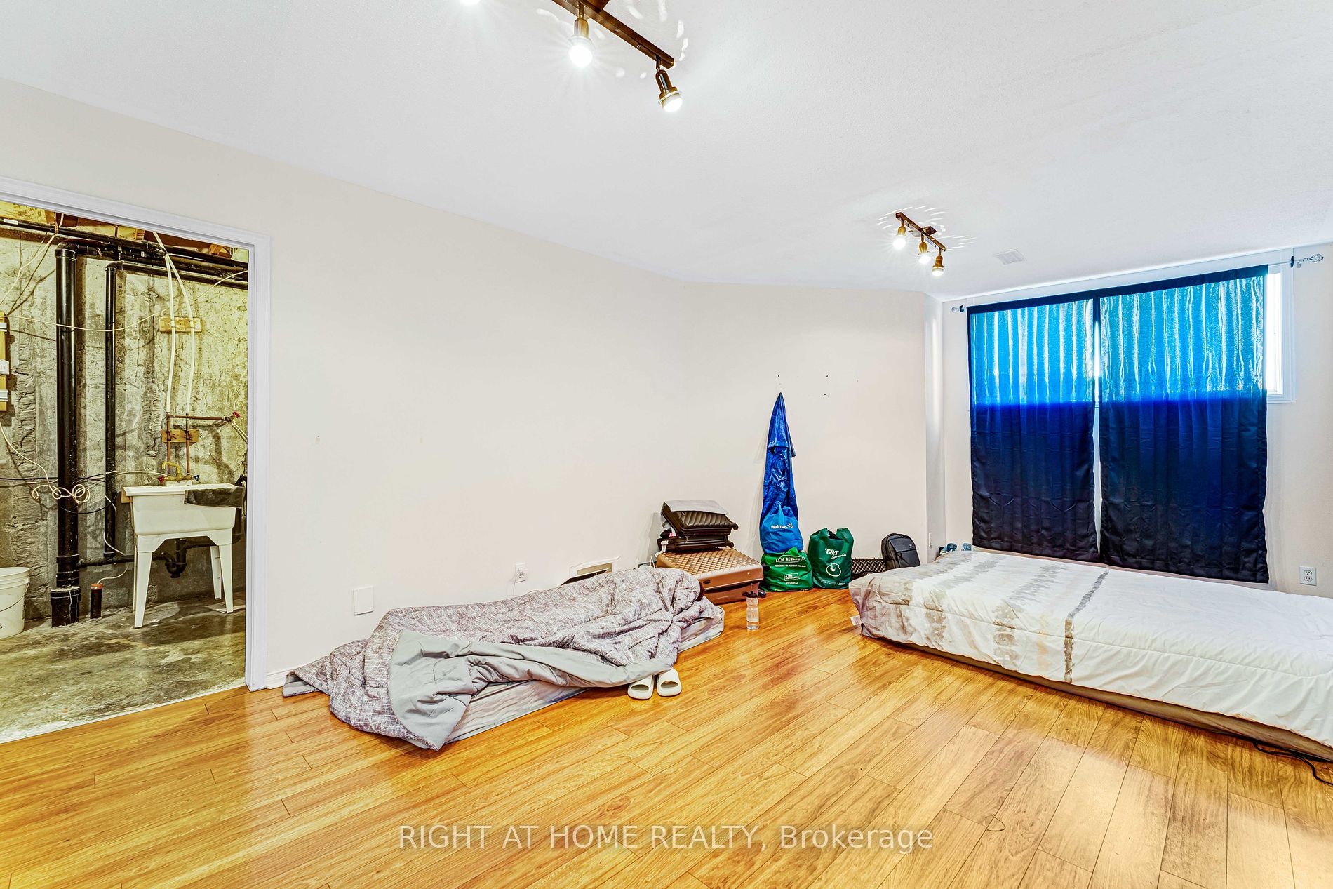 81 Southpointe Ave