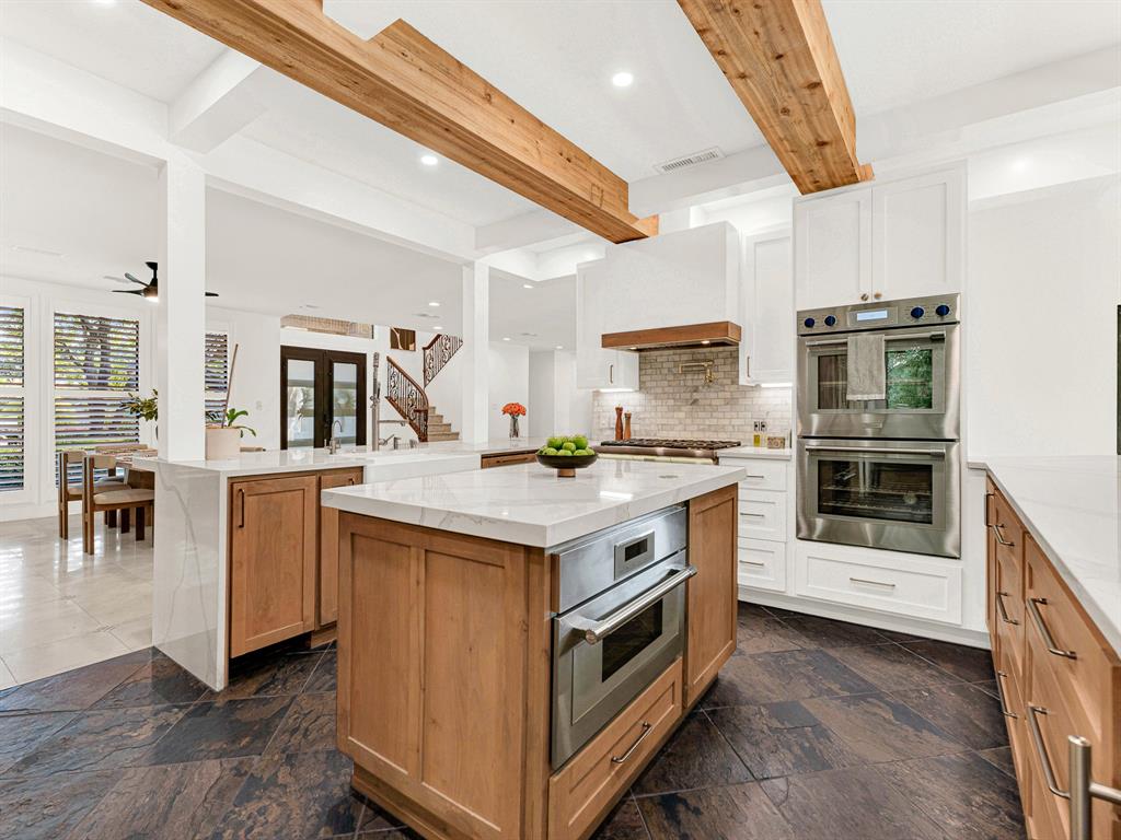 5317 Catamaran Drive