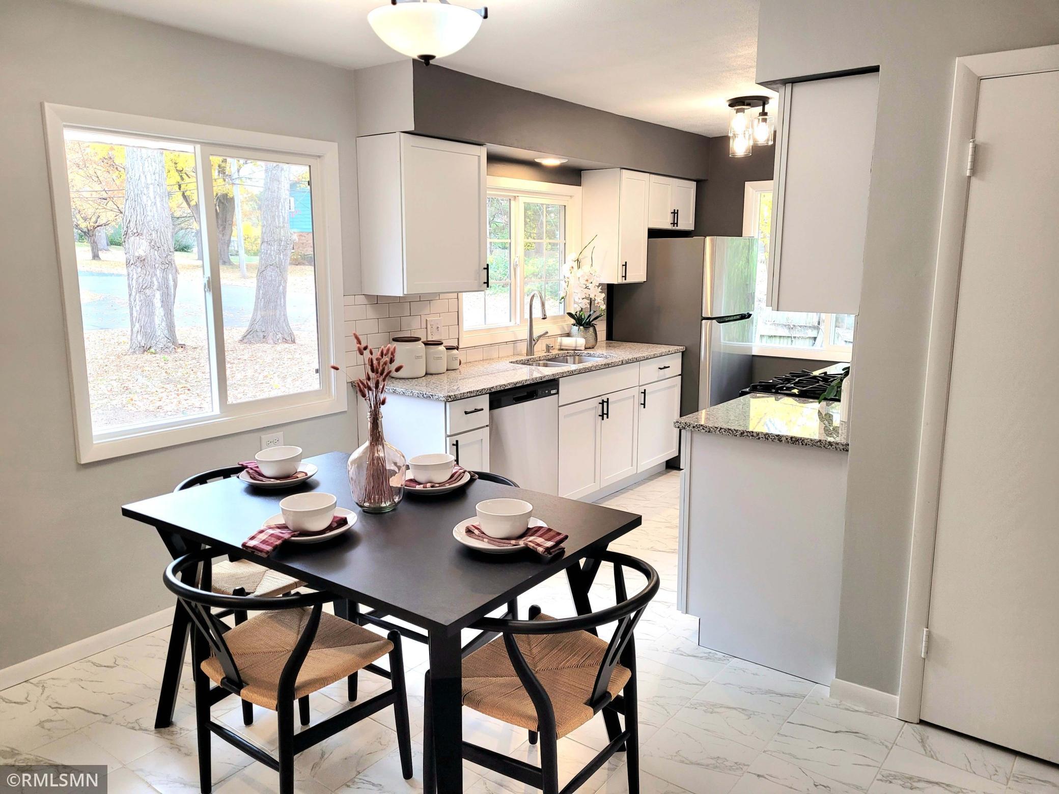 2956 Edgewood Avenue N