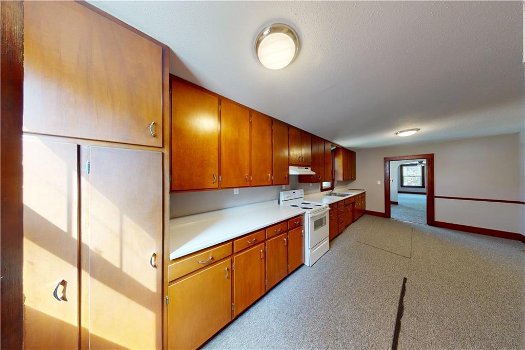 329 W Hunter Street
