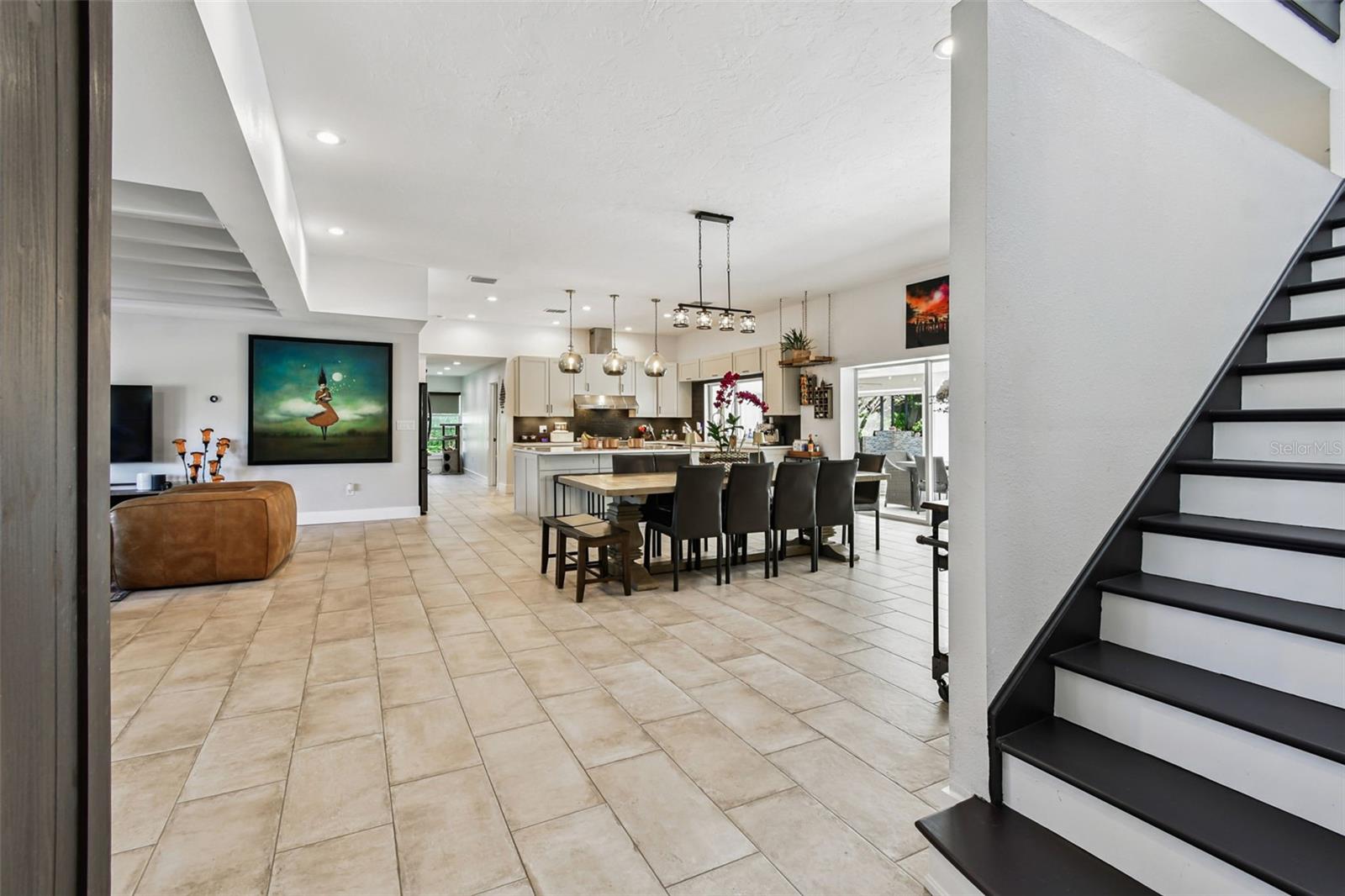 225 Harbor House Drive