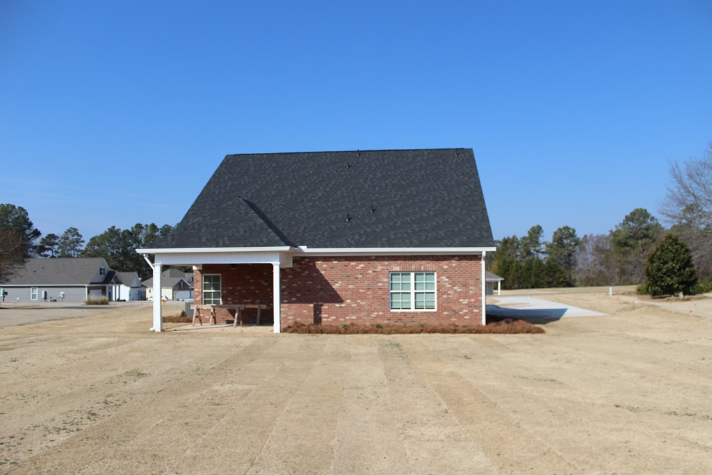 371 Oakmonte