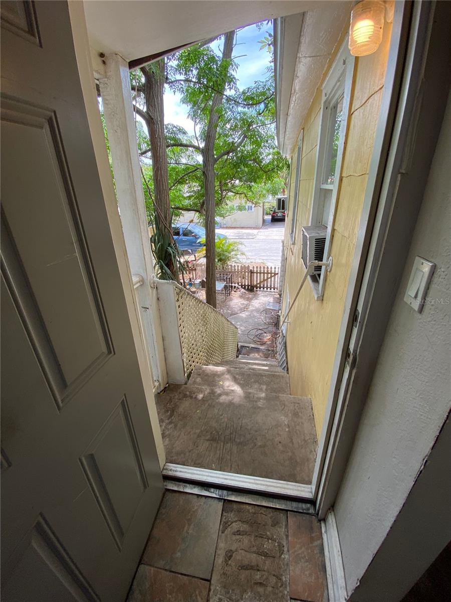 2235 Florida Avenue S