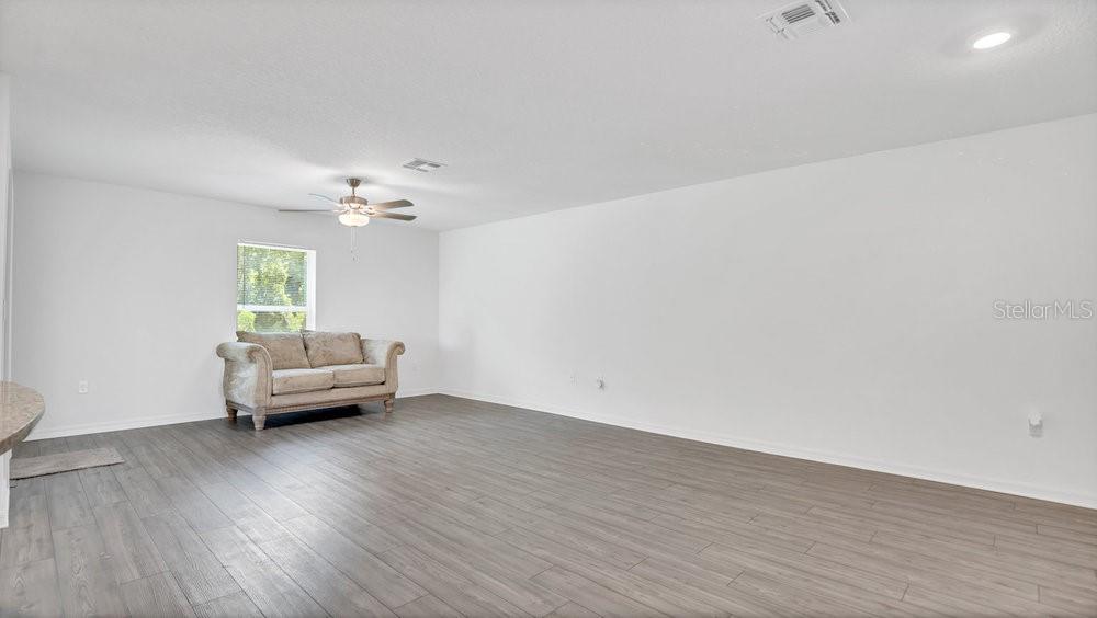 12958 Del Lago Drive
