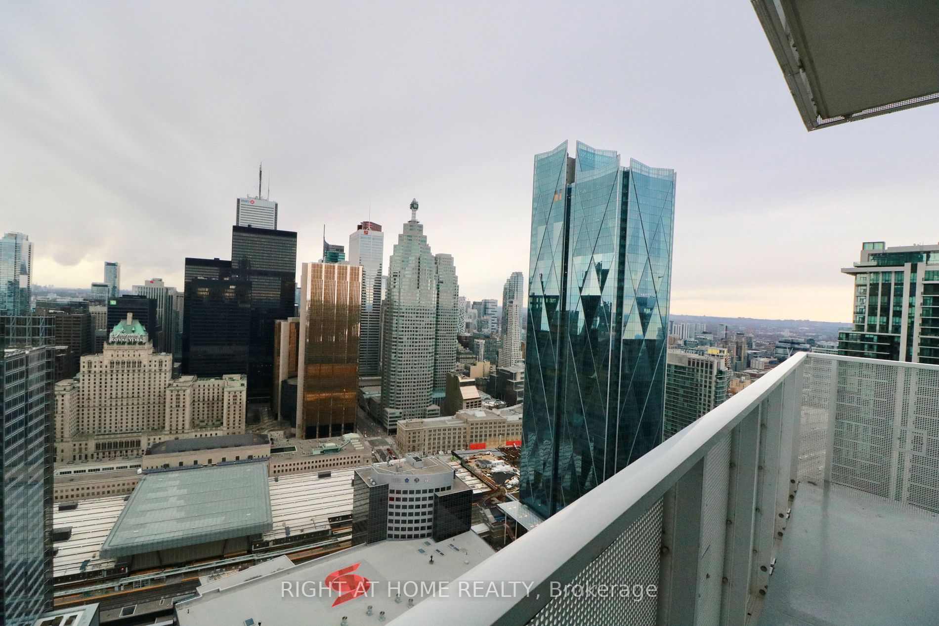88 Harbour St 4904