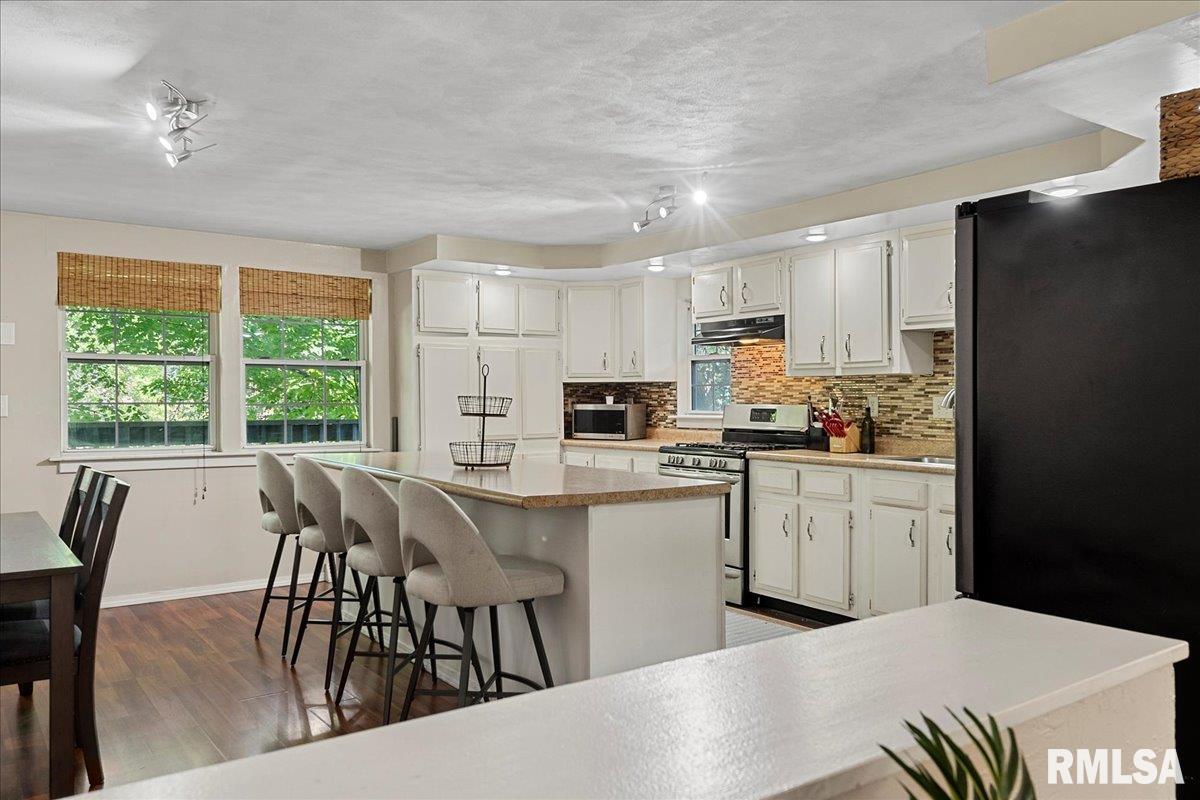 2 Groton Drive