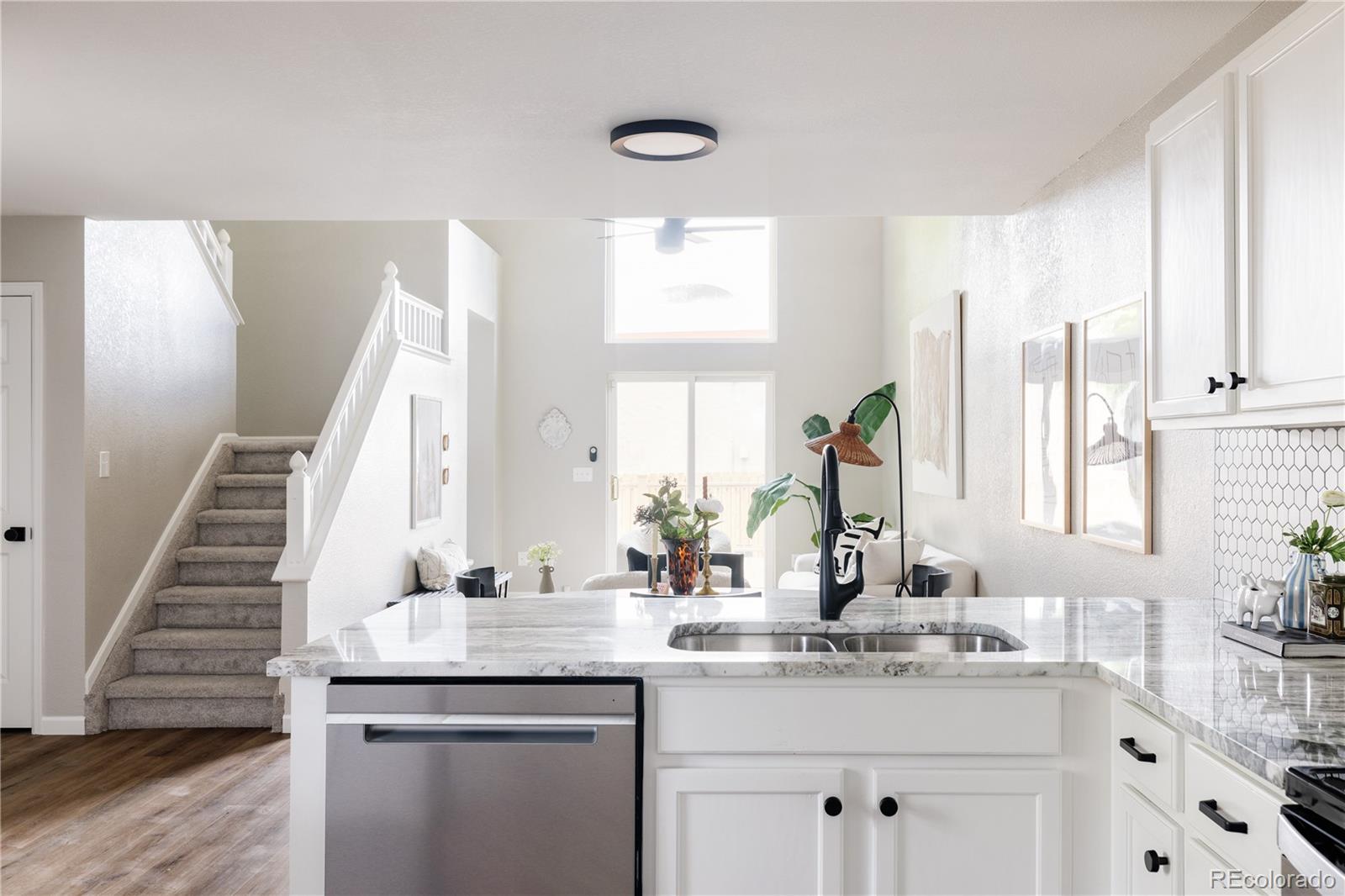 323 W 114th Way