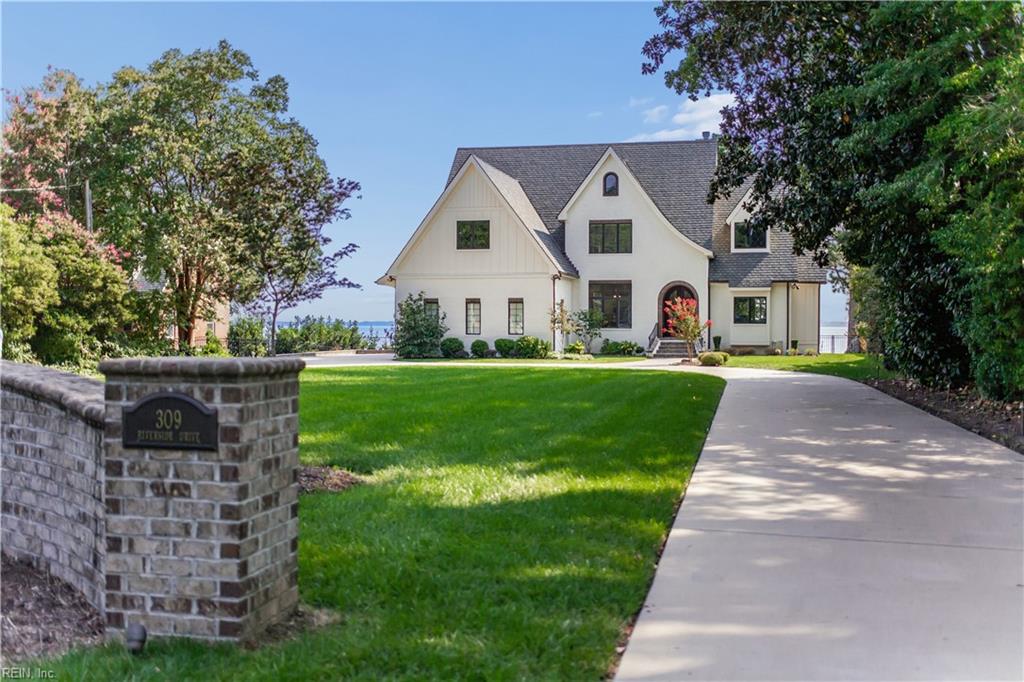 309 Riverside Drive