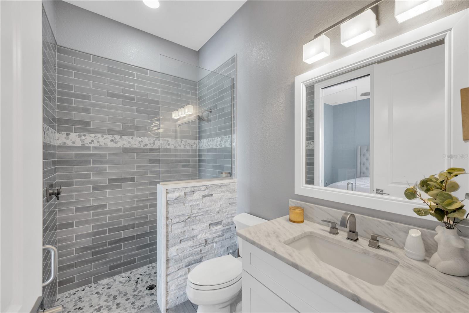 2850 Saddle Ridge Lane