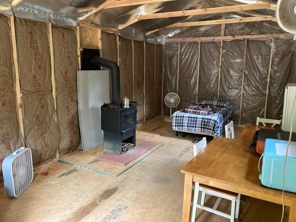 392 Possum Hollow Rd