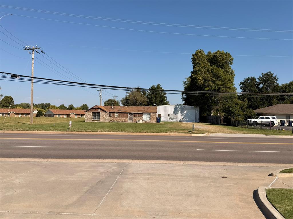 Incredible location with a commercial shop built to last!  This is a prime area with great demographics and plenty of visibility.