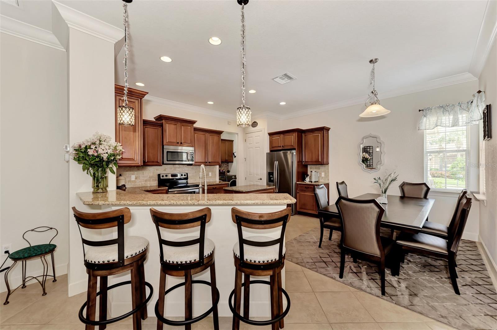 13104 Creekside Lane