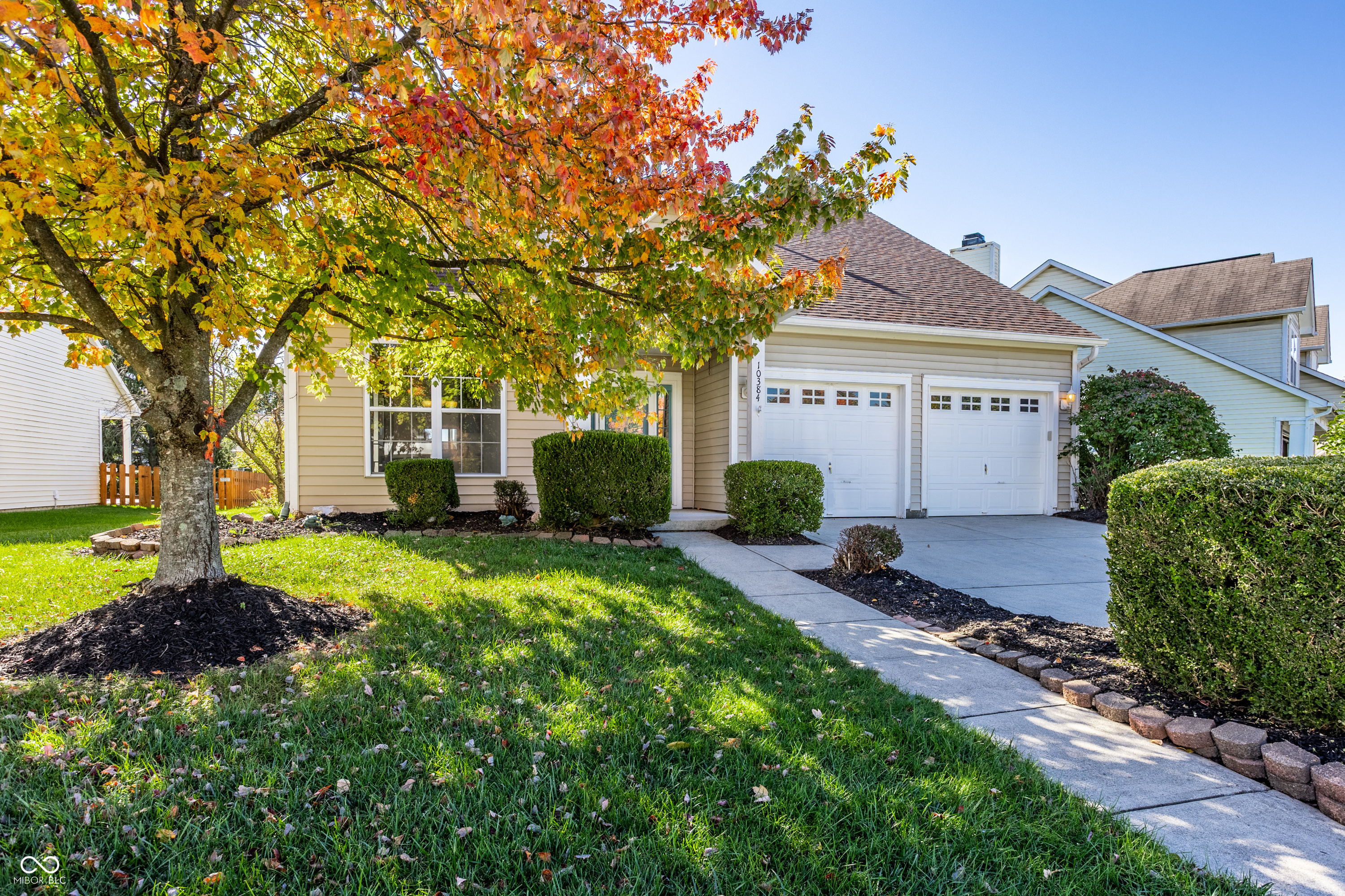 Welcome home to this to this 3 bedroom, 2 bath home nestled in the desirable neighborhood of Glenn Abbey Village with over 1,700 sq ft of living space. Step inside to an inviting open layout featuring hickory hardwood flooring in the main living areas. The tastefully updated kitchen is a showstopper, complete with beautiful cabinetry, upgraded countertops and backsplash, premium Bosch appliances and an eat-in breakfast area. The spacious primary suite on the main level features a private bath with a separate shower, garden tub, and double vanity. Upstairs, you'll find a versatile loft space and third bedroom, perfect for a guest room, office, or playroom. You'll enjoy peace of mind with major updates already done - roof (5 years old), HVAC (3 years old), and water heater (1 year old). With its thoughtful upgrades and prime Fisher's location close to top-rated schools, parks, shopping, and dining, this home is one you won't want to miss.
