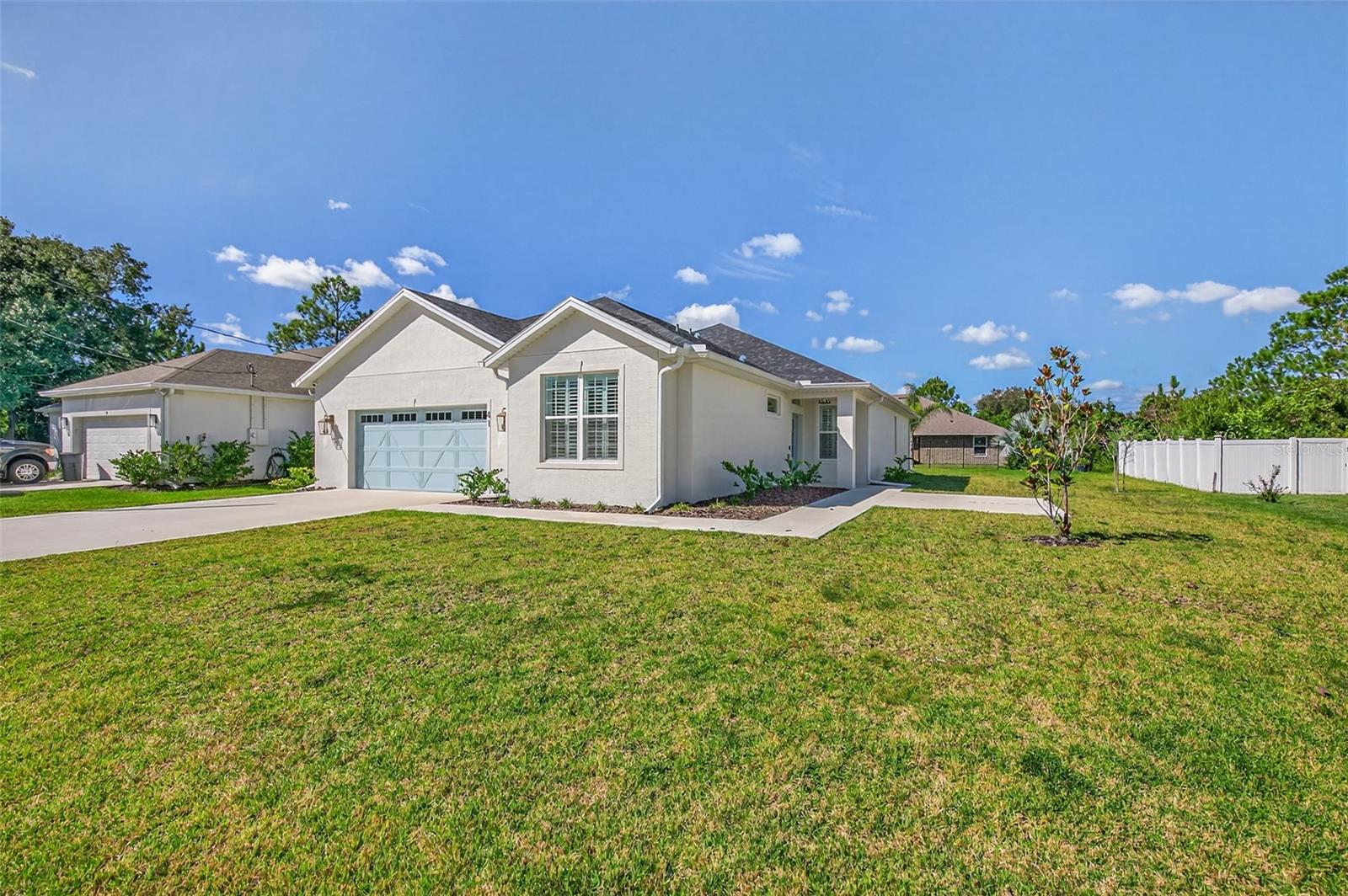 41 La Mancha Drive