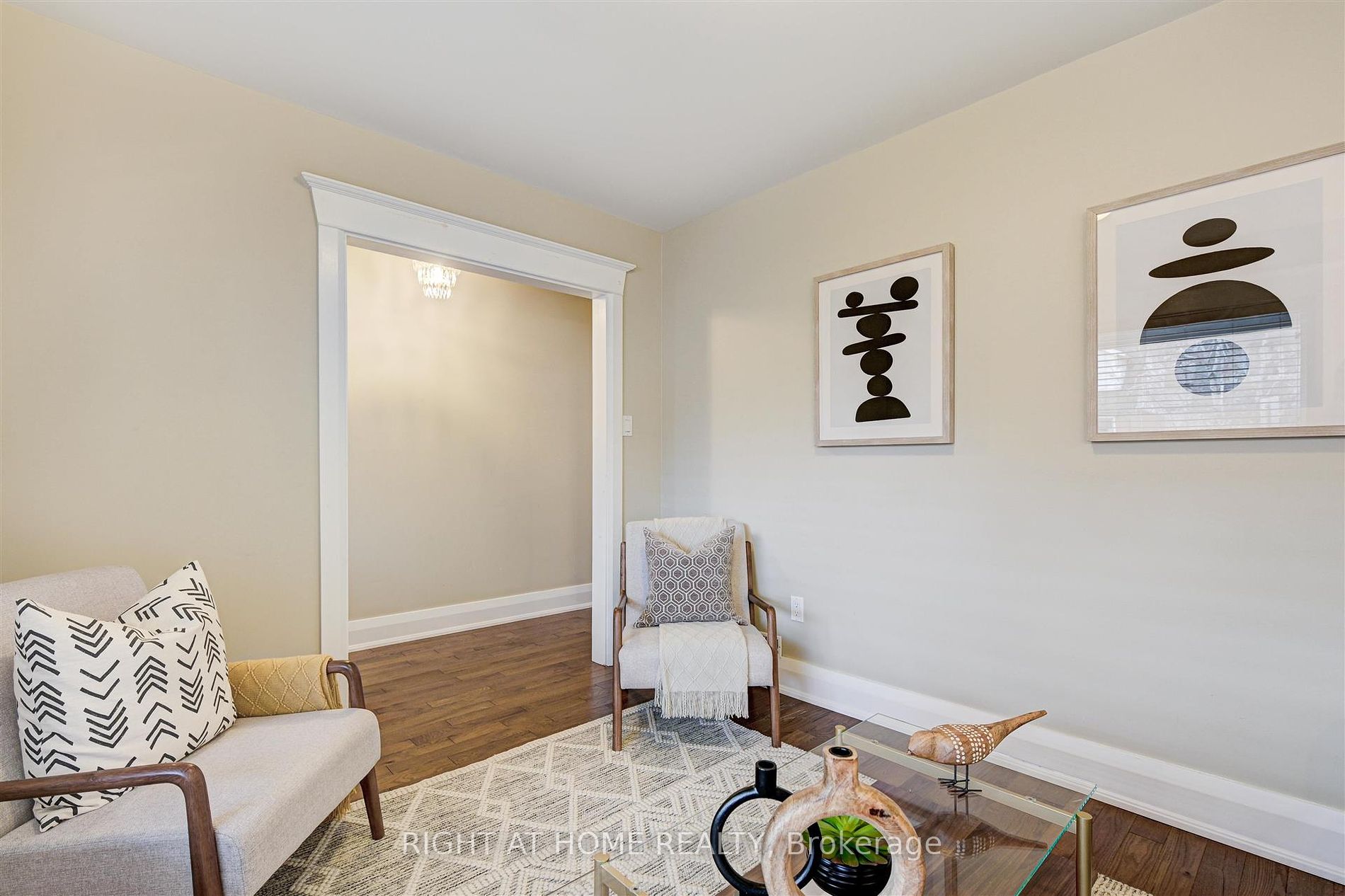 118 Woodmount Ave