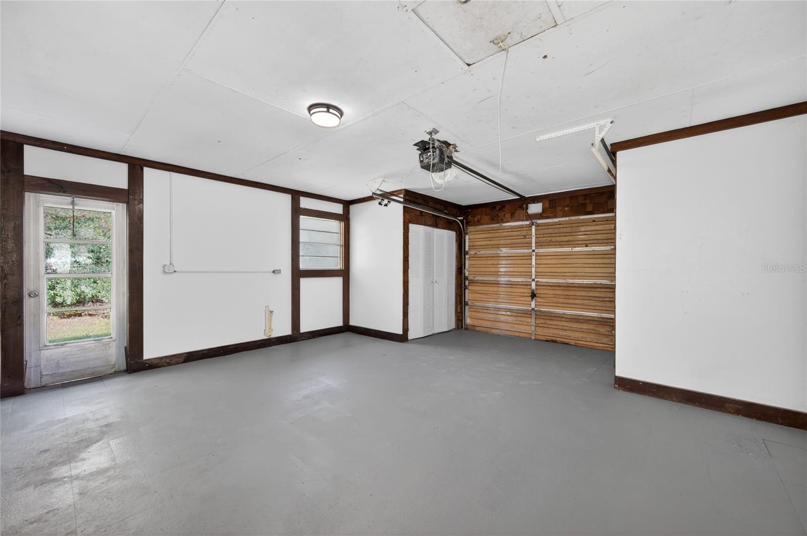 2751 Park Avenue