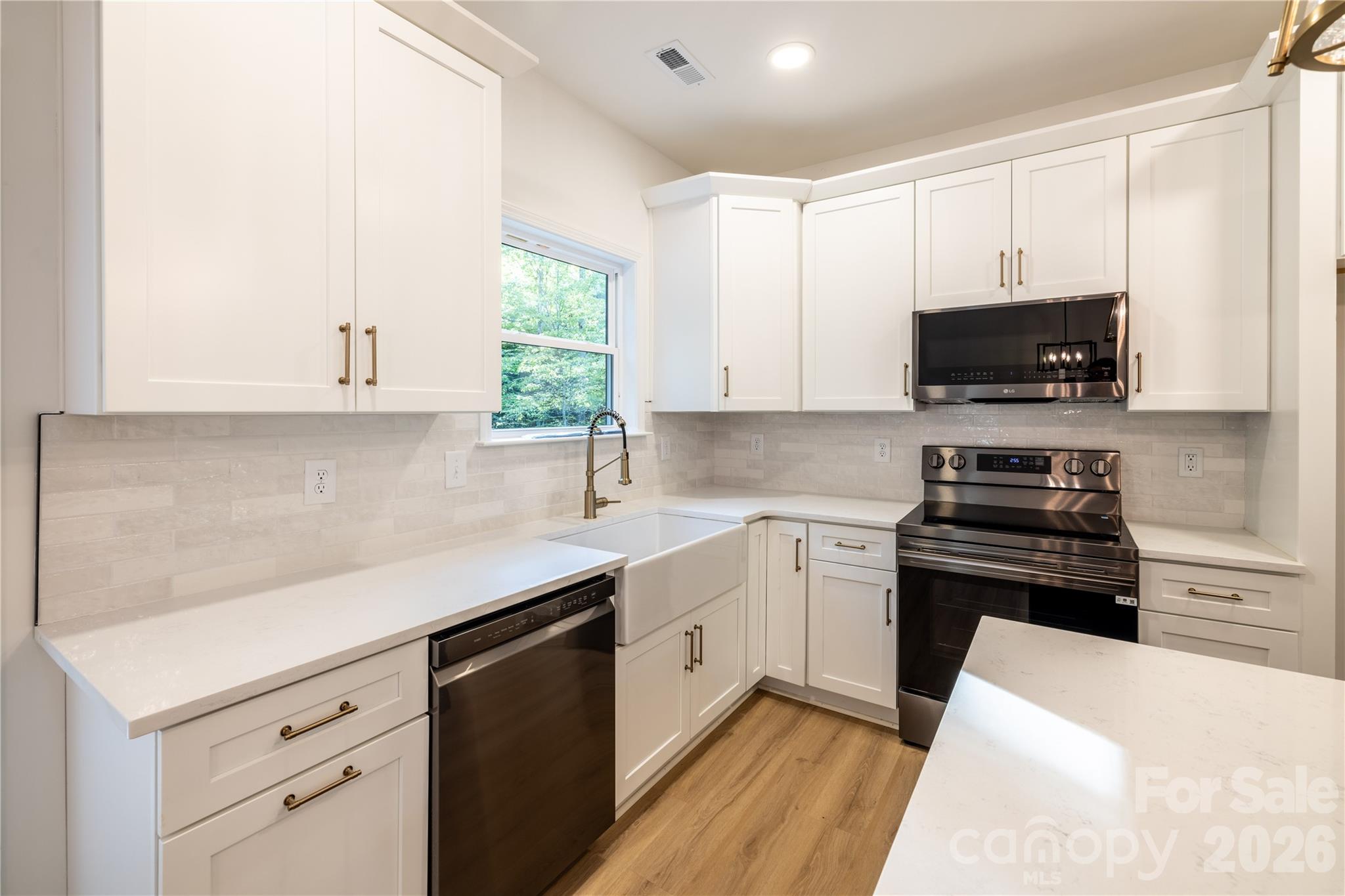 269 Tamarind Drive 568