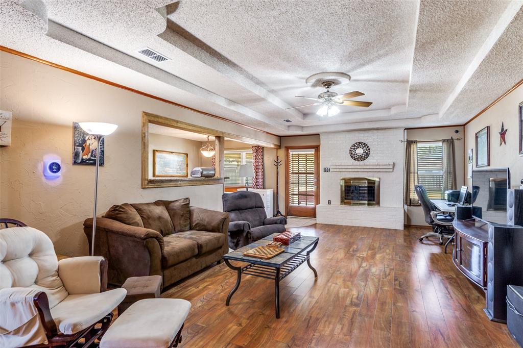 212  Casas Del Sur Street , Granbury, TX, 