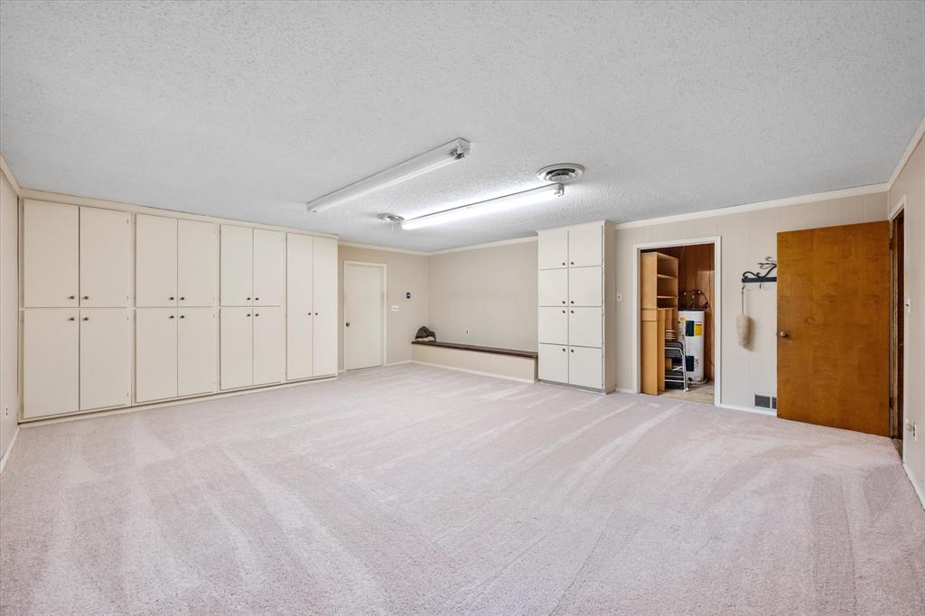 1101 Greenbriar Lane