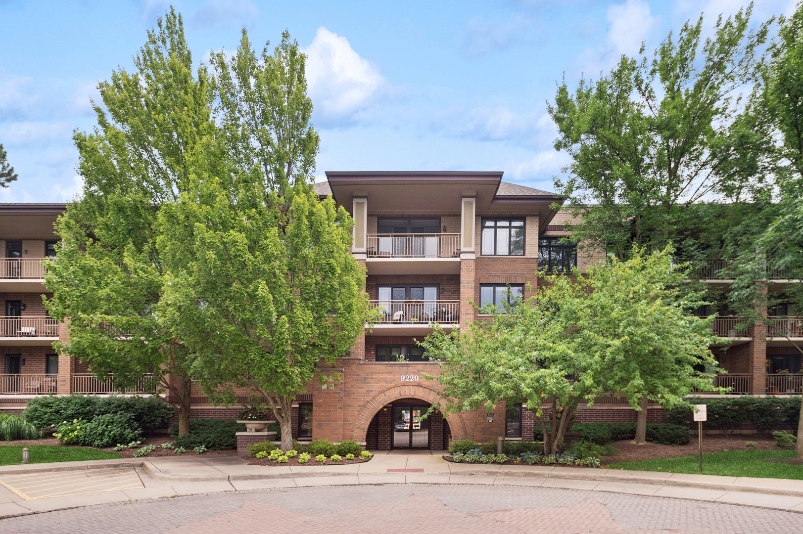 Sunny top floor unit in a well maintained elevator building. 800 square feet includes a large living room that shares a dining room space at one end and a beautiful enclosed balcony with western views at the other end. The kitchen offers an eat-in area and is open to the living room and entryway. The generous master bedroom enjoys a deep walk-in closet. There is in-unit laundry, a garage parking space and a conveniently placed storage place at your garage spot. Enjoy very easy living with many amenities offered in this building. Plenty of parking spaces for guests and the grounds can accommodate a walk with your pet.