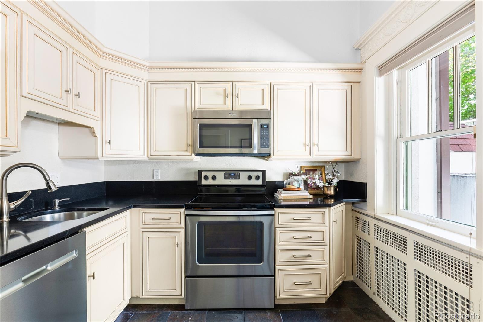 707 N Washington Street B