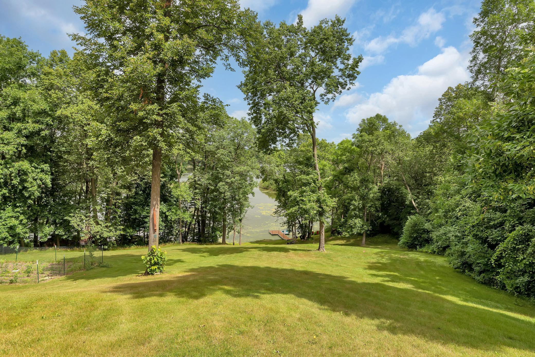 20368 Edgehill Circle