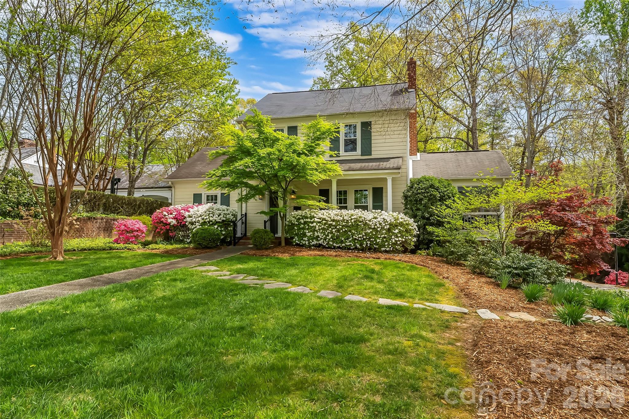 115 Riverside Court