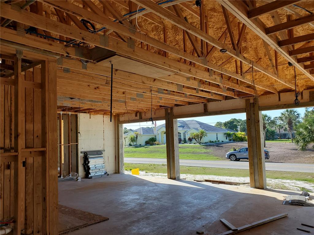 1108 / 1110 Rotonda Circle