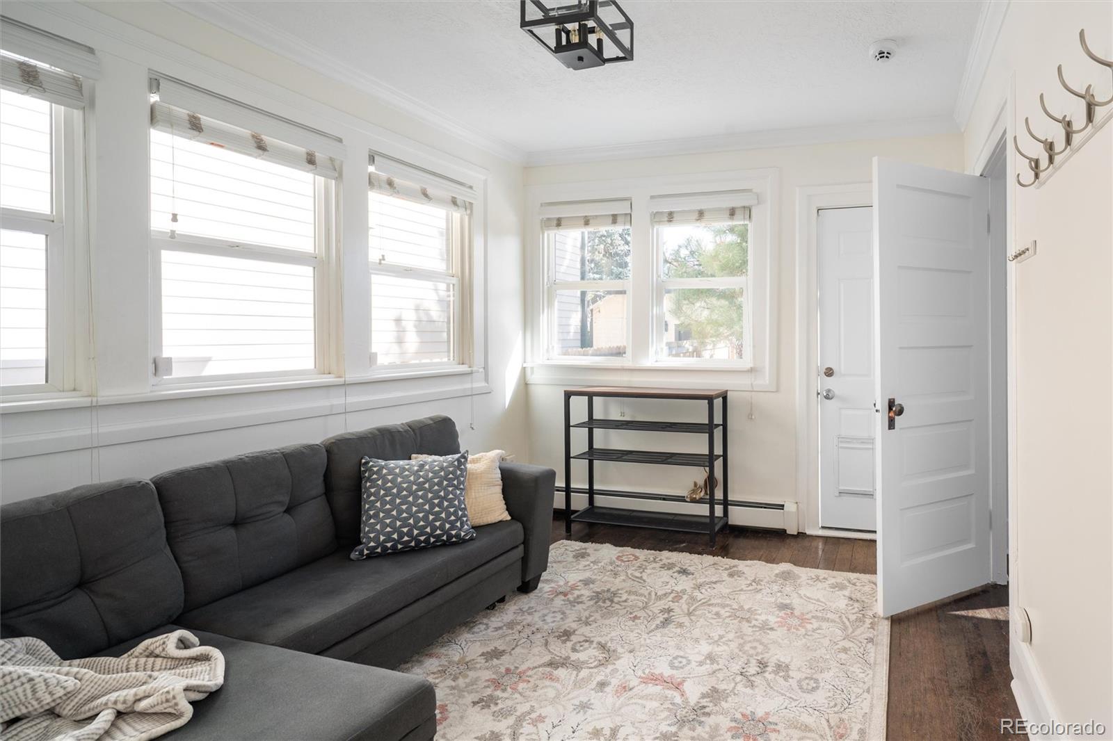 2078 S Pennsylvania Street