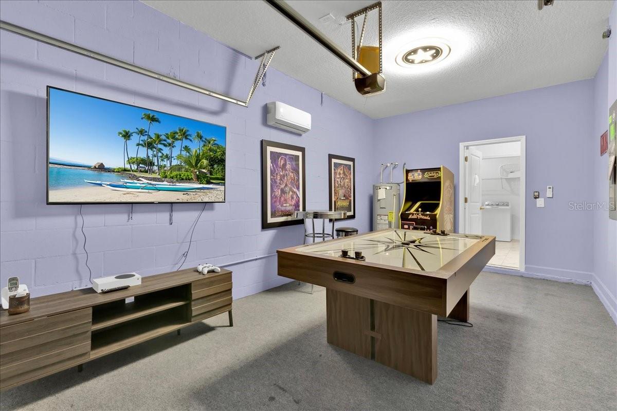 9239 Sommerset Hills Drive