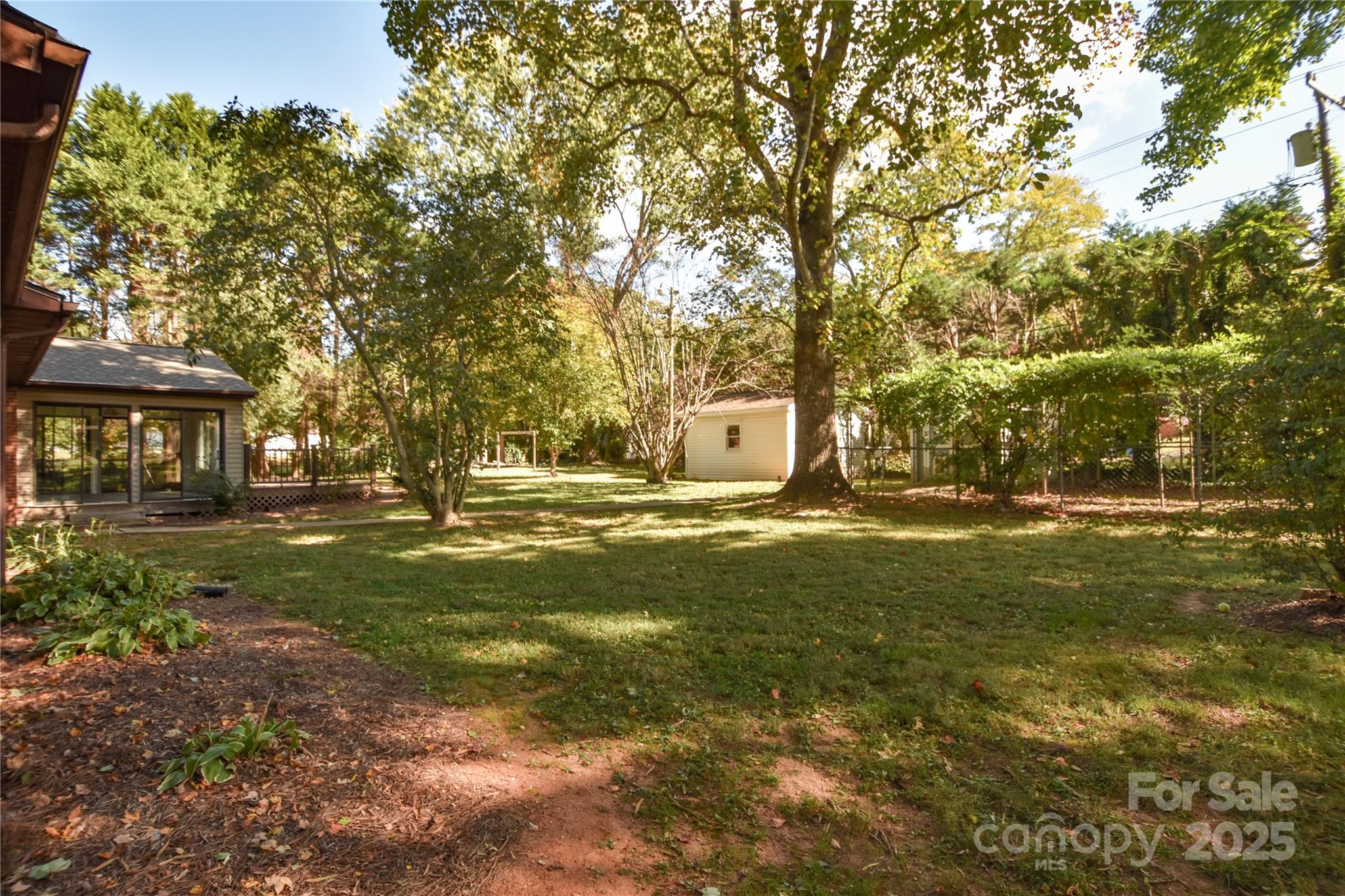 846 S Magnolia Street