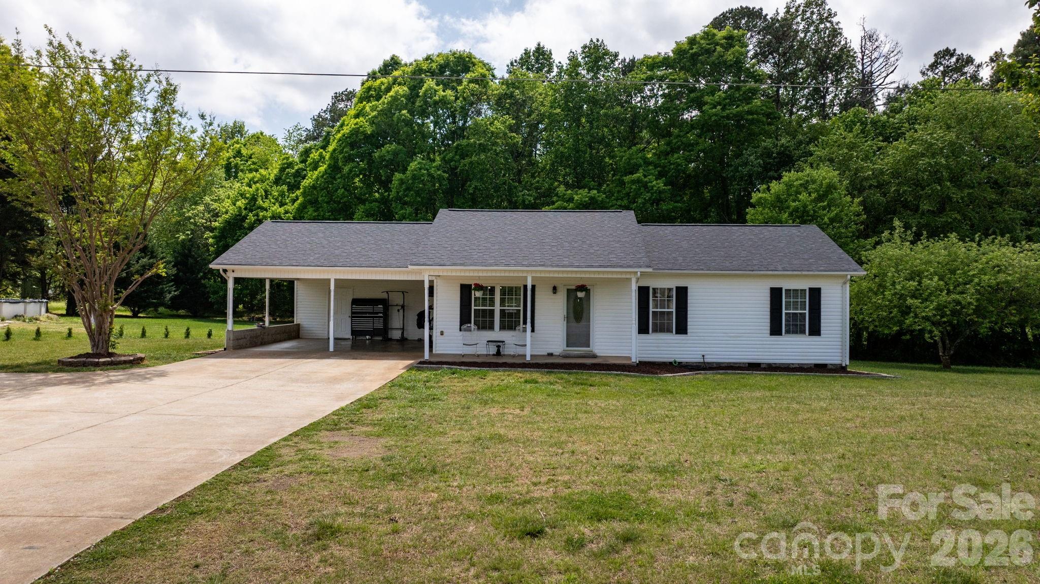 900 Pine Mountain Road