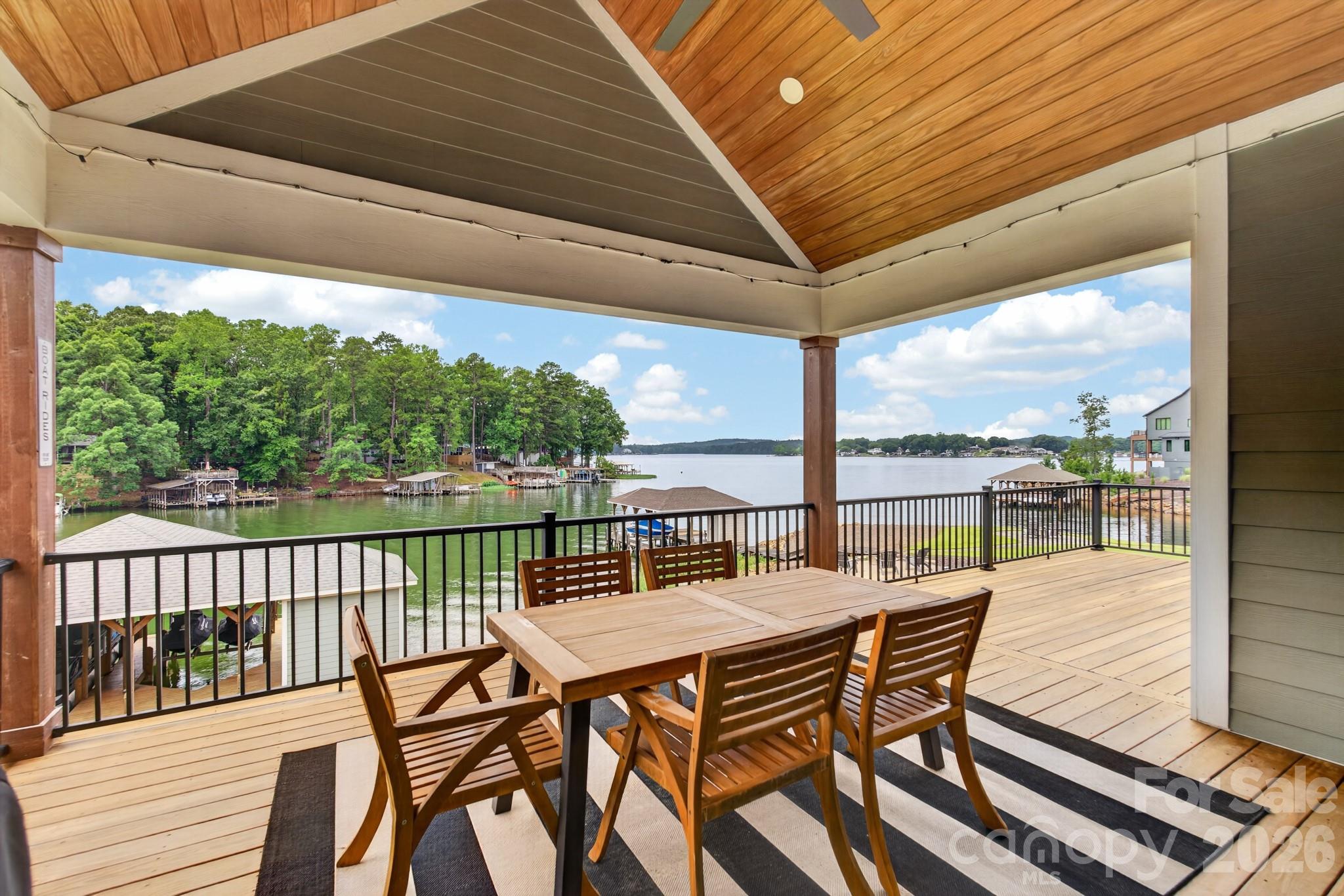 157 Landing Trail