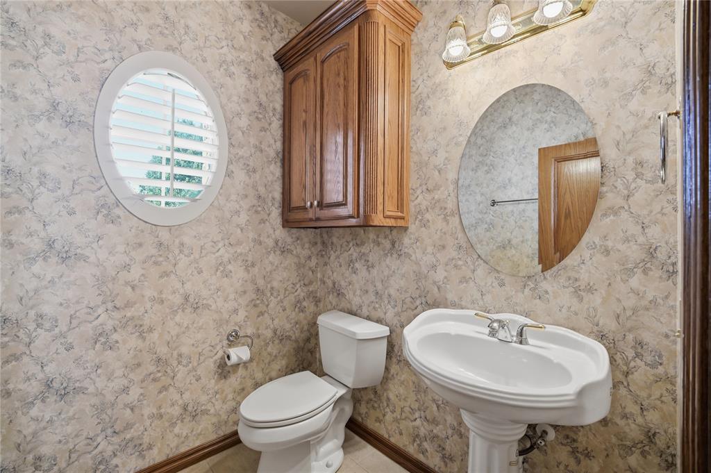 1374 Hidden Valley Lane