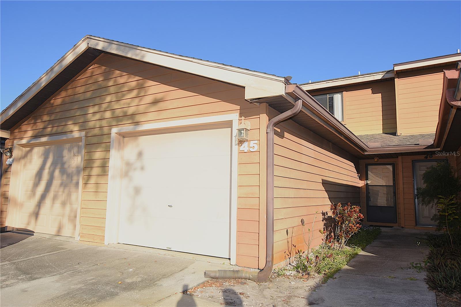 707 Carpenters Way 45
