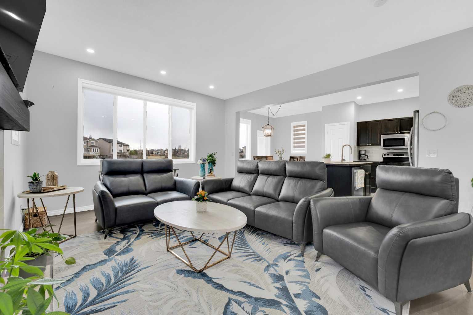 2101 Luxstone Boulevard SW